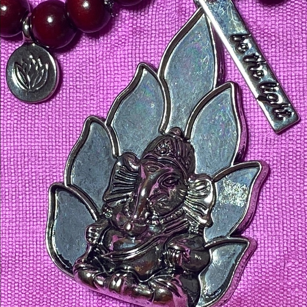 Ganesha Pendant Beaded Mala Necklace - Picture 2 of 6